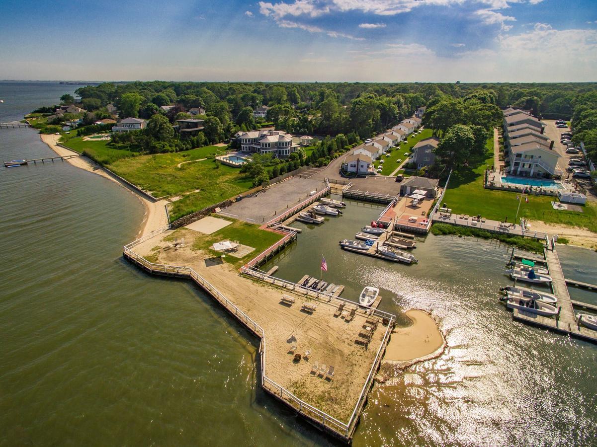 Colonial Shores Resort Hampton Bays Bagian luar foto