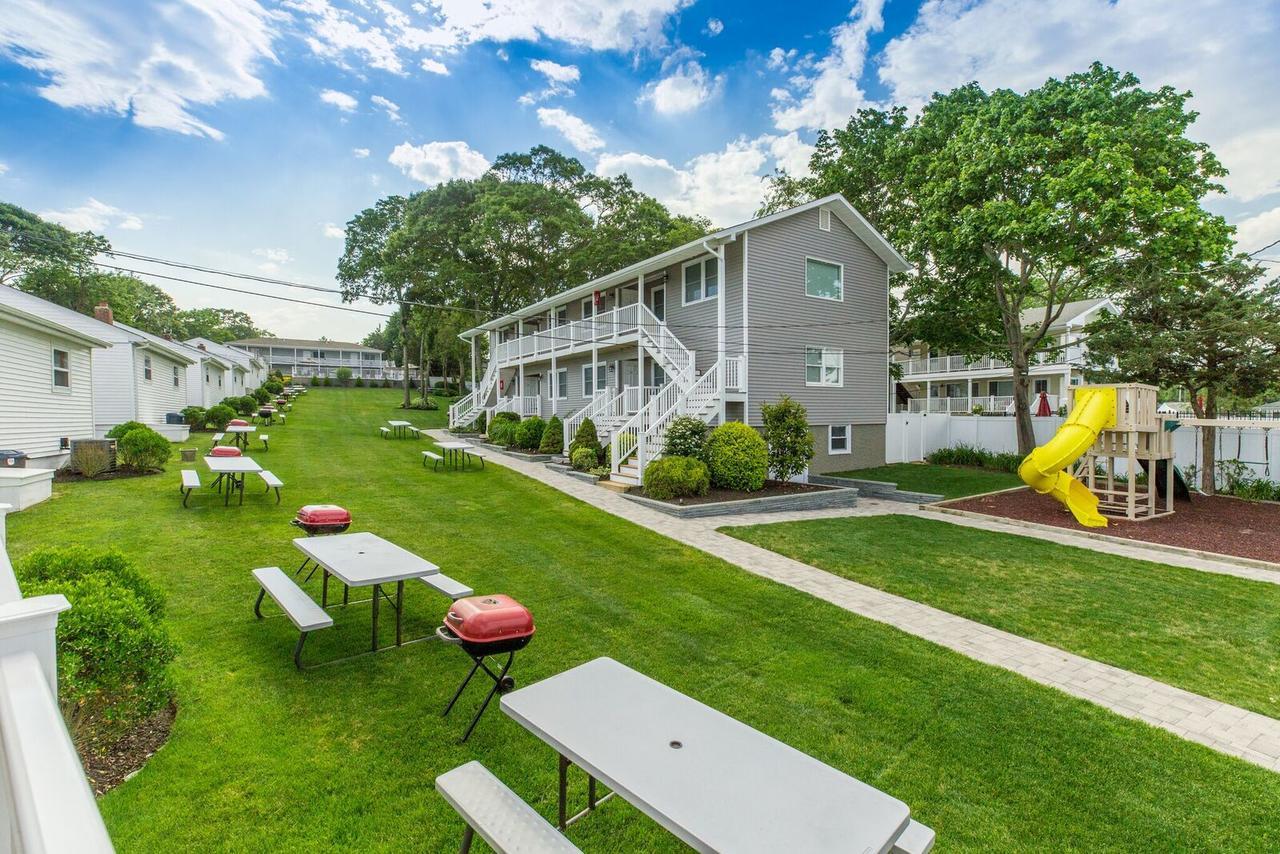 Colonial Shores Resort Hampton Bays Bagian luar foto