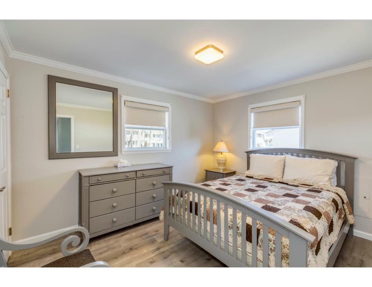 Colonial Shores Resort Hampton Bays Bagian luar foto